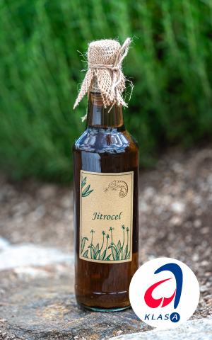 Bylinkový sirup Jitrocel z Bylinkarium Katov, oceněný značkou kvality Klasa.