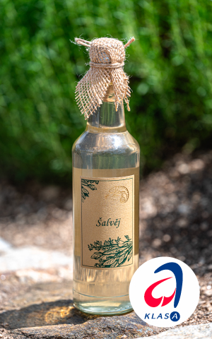 Bylinkový sirup Šalvěj z Bylinkarium Katov, oceněný značkou kvality Klasa.